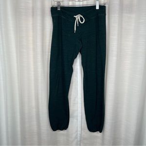 Monrow Classic. Teal sweat pants
